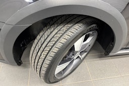 musta Skoda Octavia 2016 kuva 13.