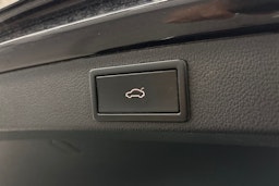 musta Skoda Octavia 2016 kuva 17.