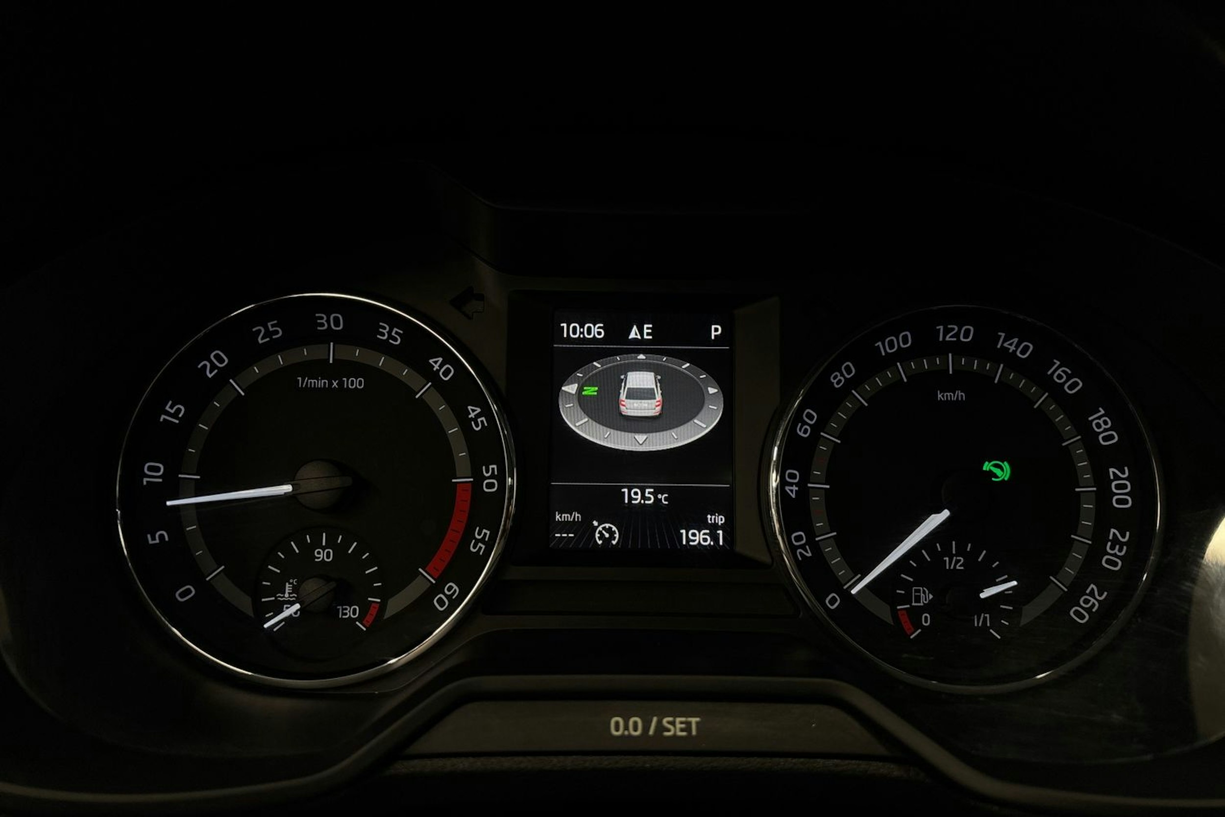 musta Skoda Octavia 2016 kuva 19.