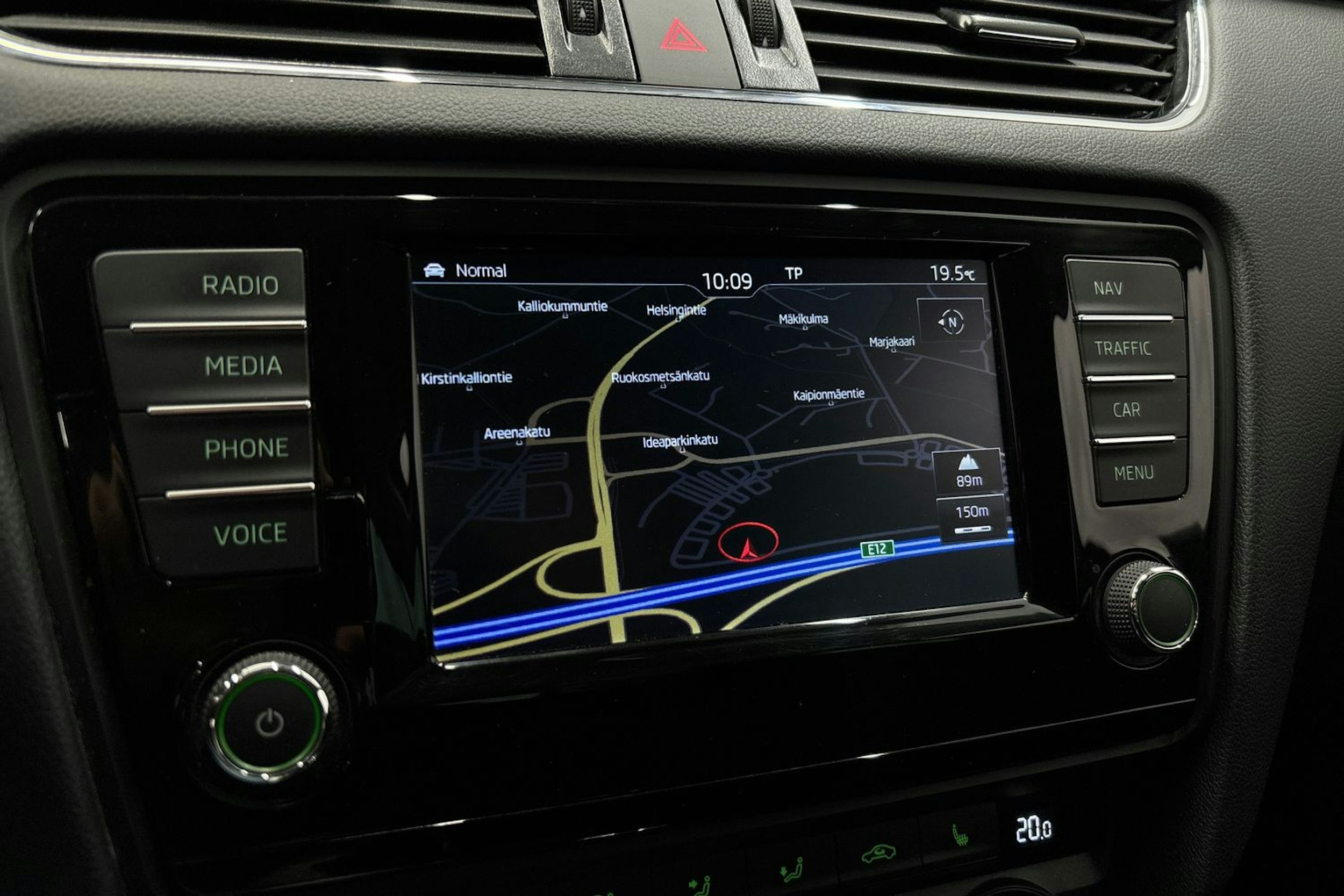 musta Skoda Octavia 2016 kuva 25.