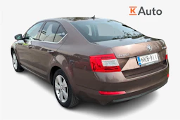 ruskea (beige) Skoda Octavia 2016 kuva 2.