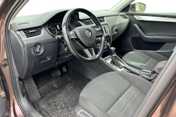 ruskea (beige) Skoda Octavia 2016 kuva 3.