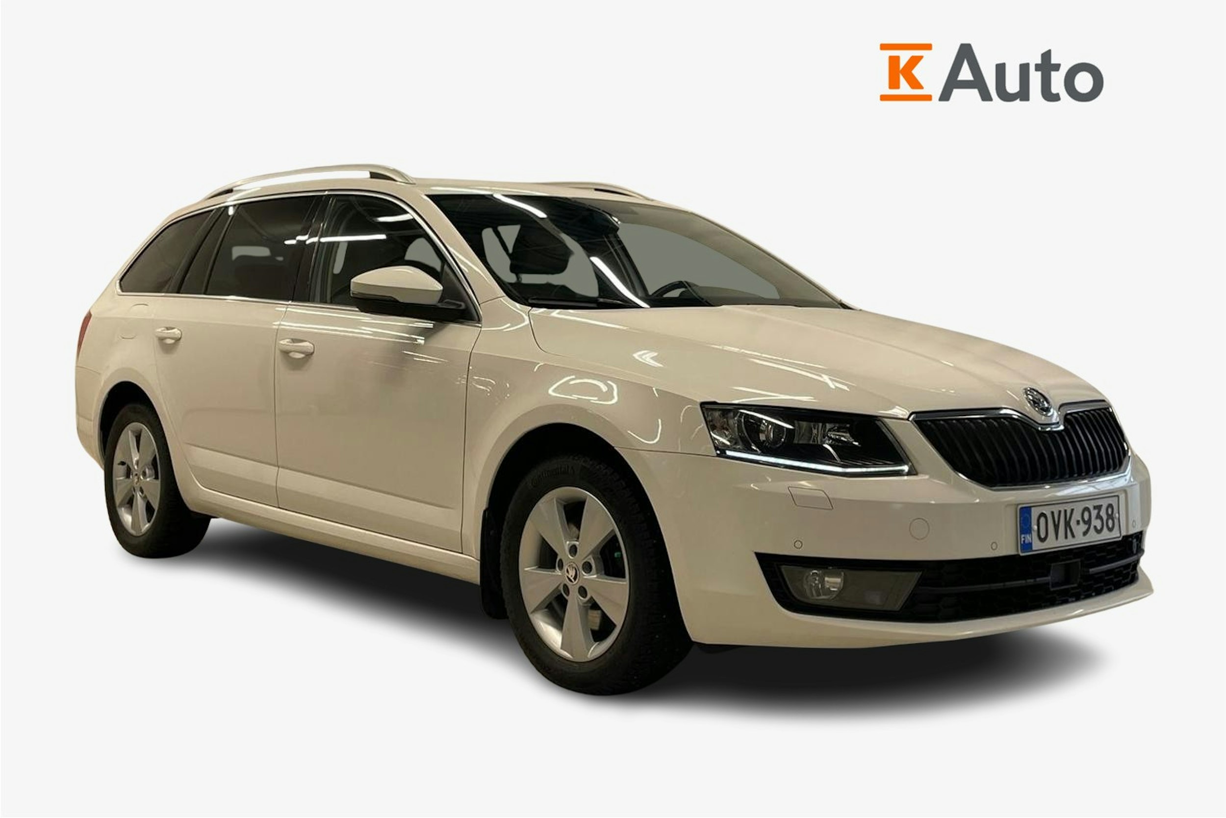Valkoinen Skoda OCTAVIA 2016 kuva 1.