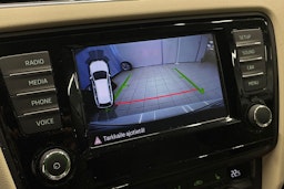 Valkoinen Skoda OCTAVIA 2016 kuva 20.