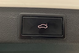 Valkoinen Skoda OCTAVIA 2016 kuva 22.