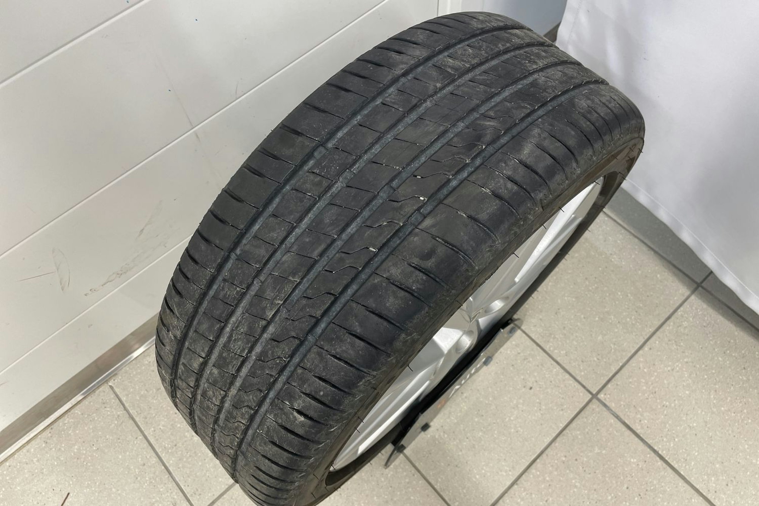 Valkoinen Skoda OCTAVIA 2016 kuva 24.