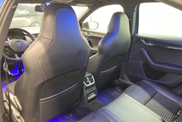Sininen Skoda OCTAVIA 2016 kuva 11.