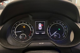 Sininen Skoda OCTAVIA 2016 kuva 16.