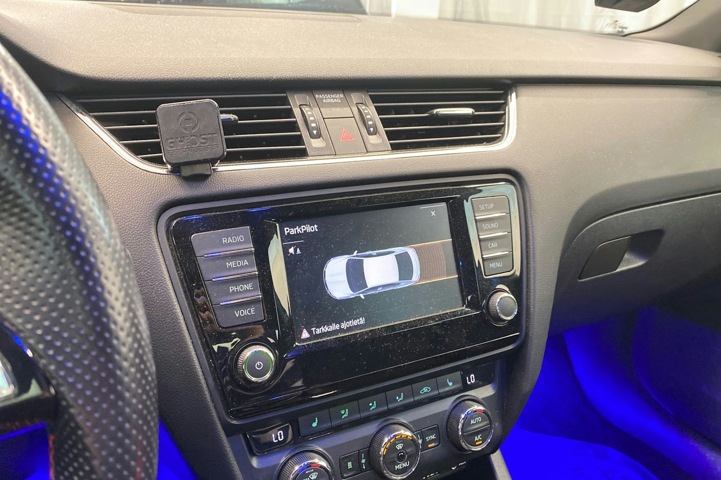 Sininen Skoda OCTAVIA 2016 kuva 21.