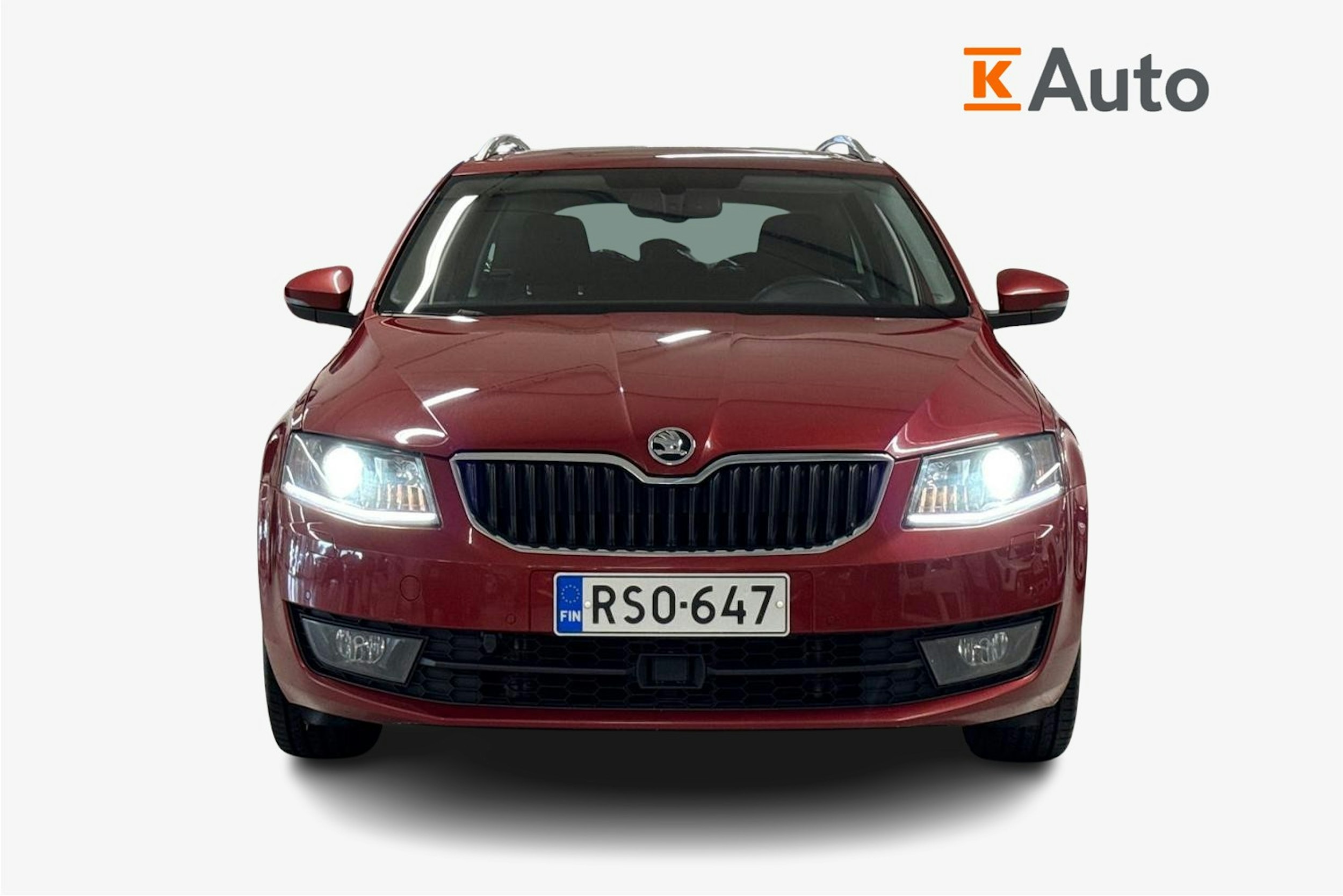 punainen Skoda Octavia 2016 kuva 5.