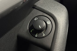 punainen Skoda Octavia 2016 kuva 23.