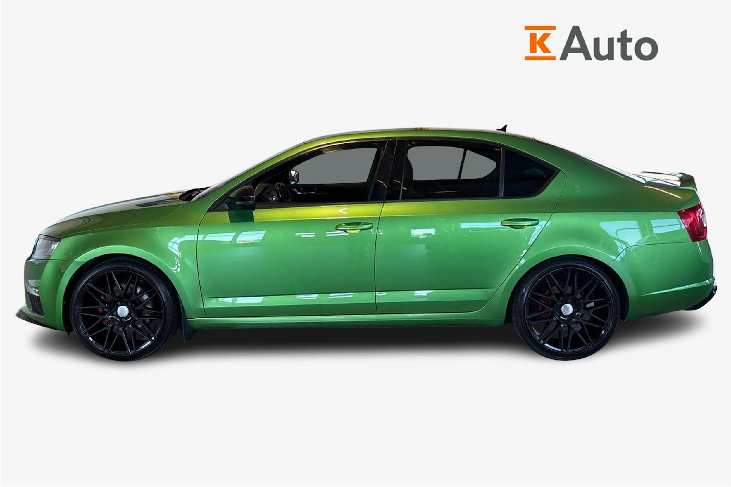 vihreä Skoda Octavia 2016 kuva 6.