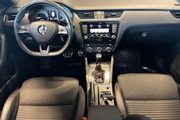 vihreä Skoda Octavia 2016 kuva 9.