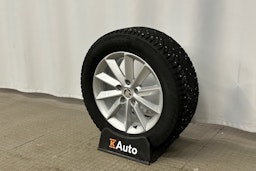 harmaa Skoda Octavia 2016 kuva 13.