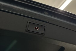 harmaa Skoda Octavia 2016 kuva 17.