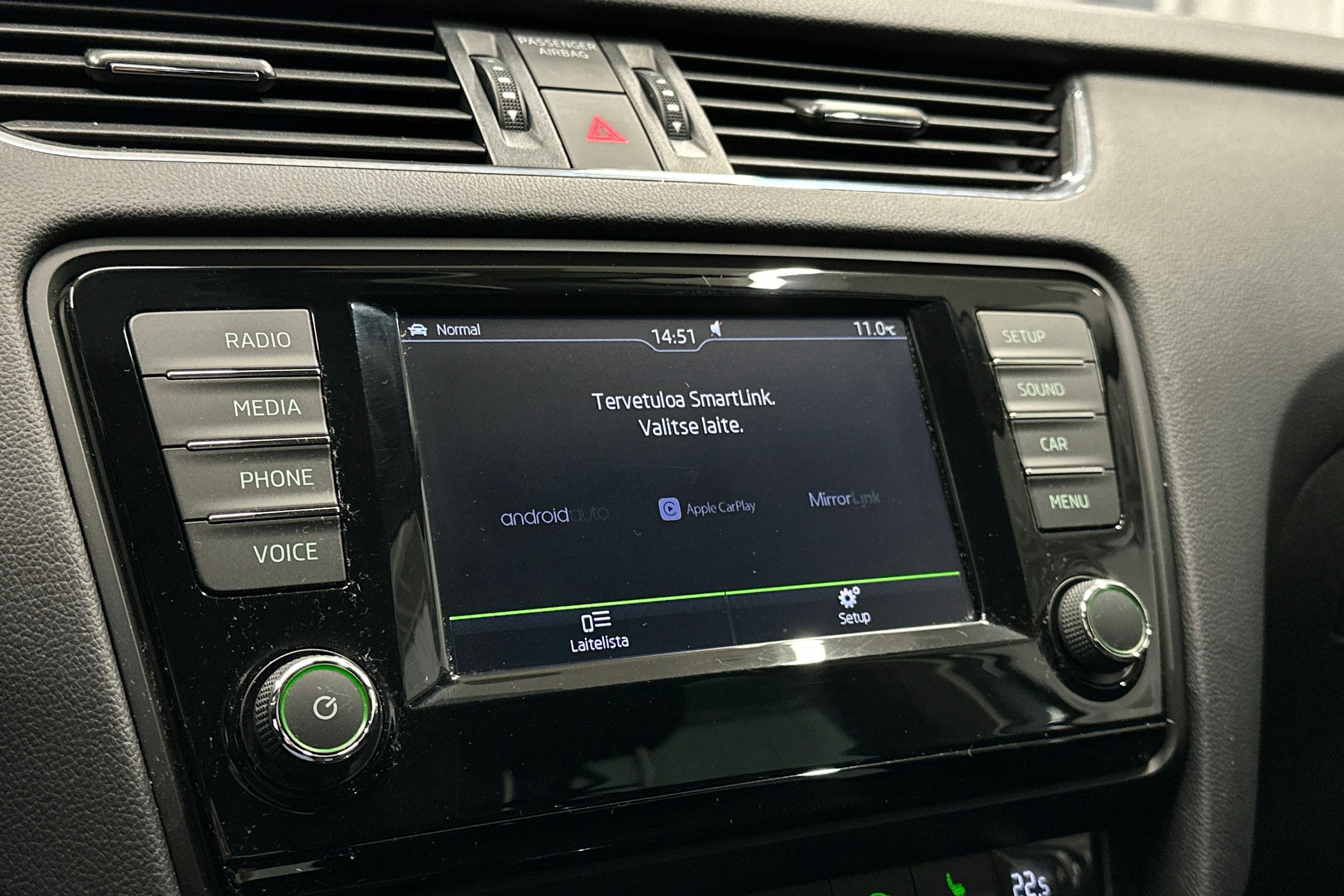 harmaa Skoda Octavia 2016 kuva 25.