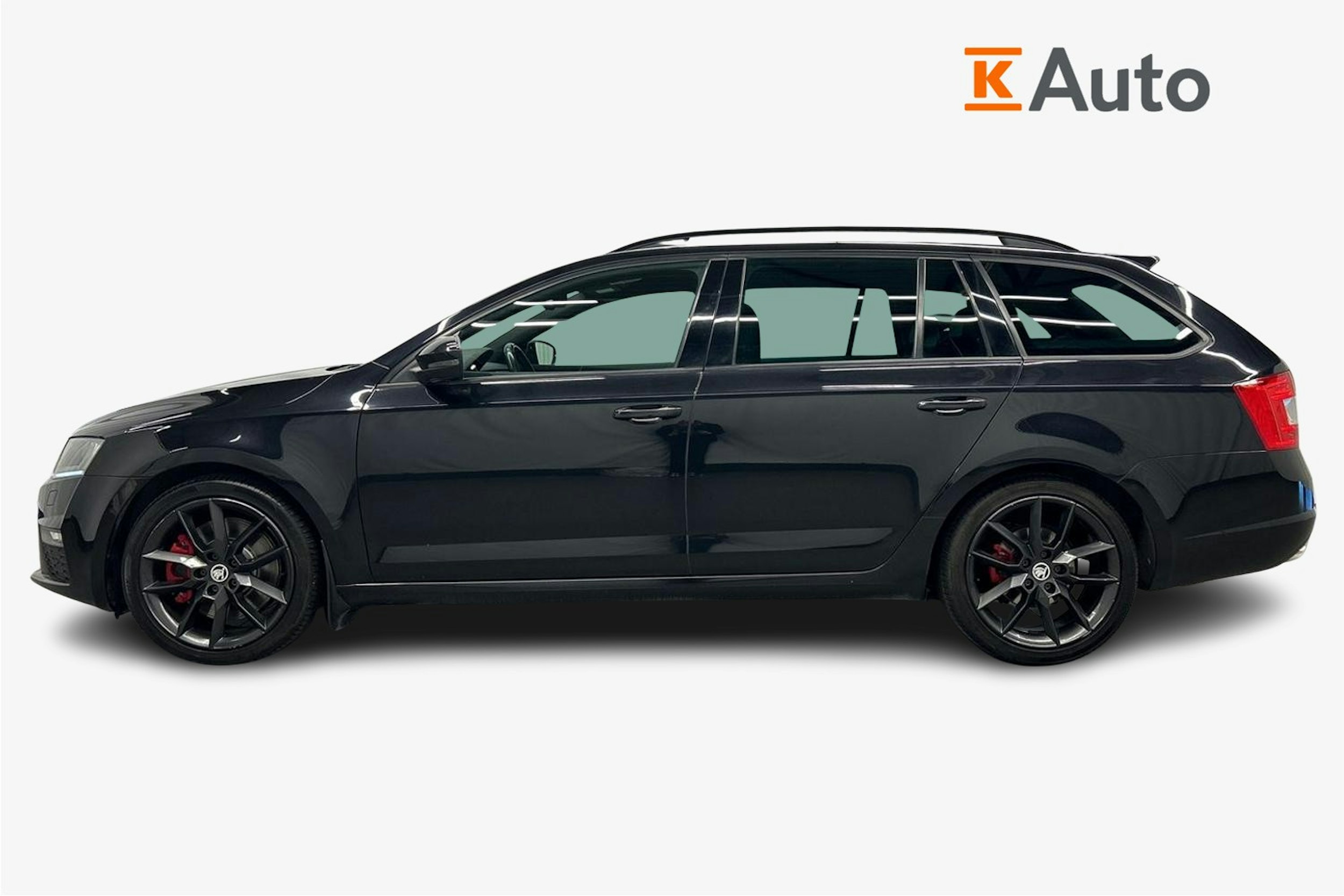 musta Skoda Octavia 2016 kuva 6.