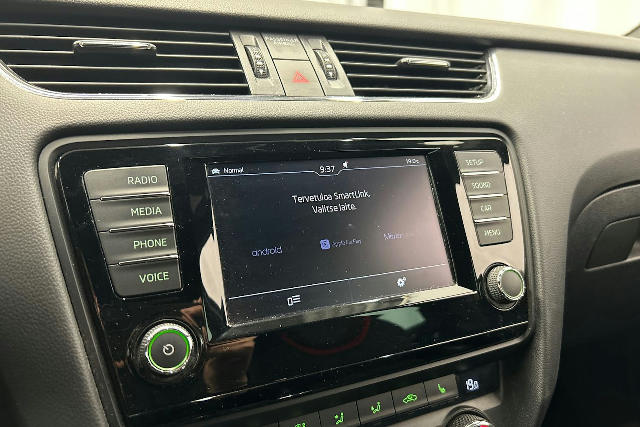 musta Skoda Octavia 2016 kuva 23.