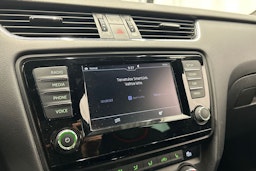 musta Skoda Octavia 2016 kuva 23.