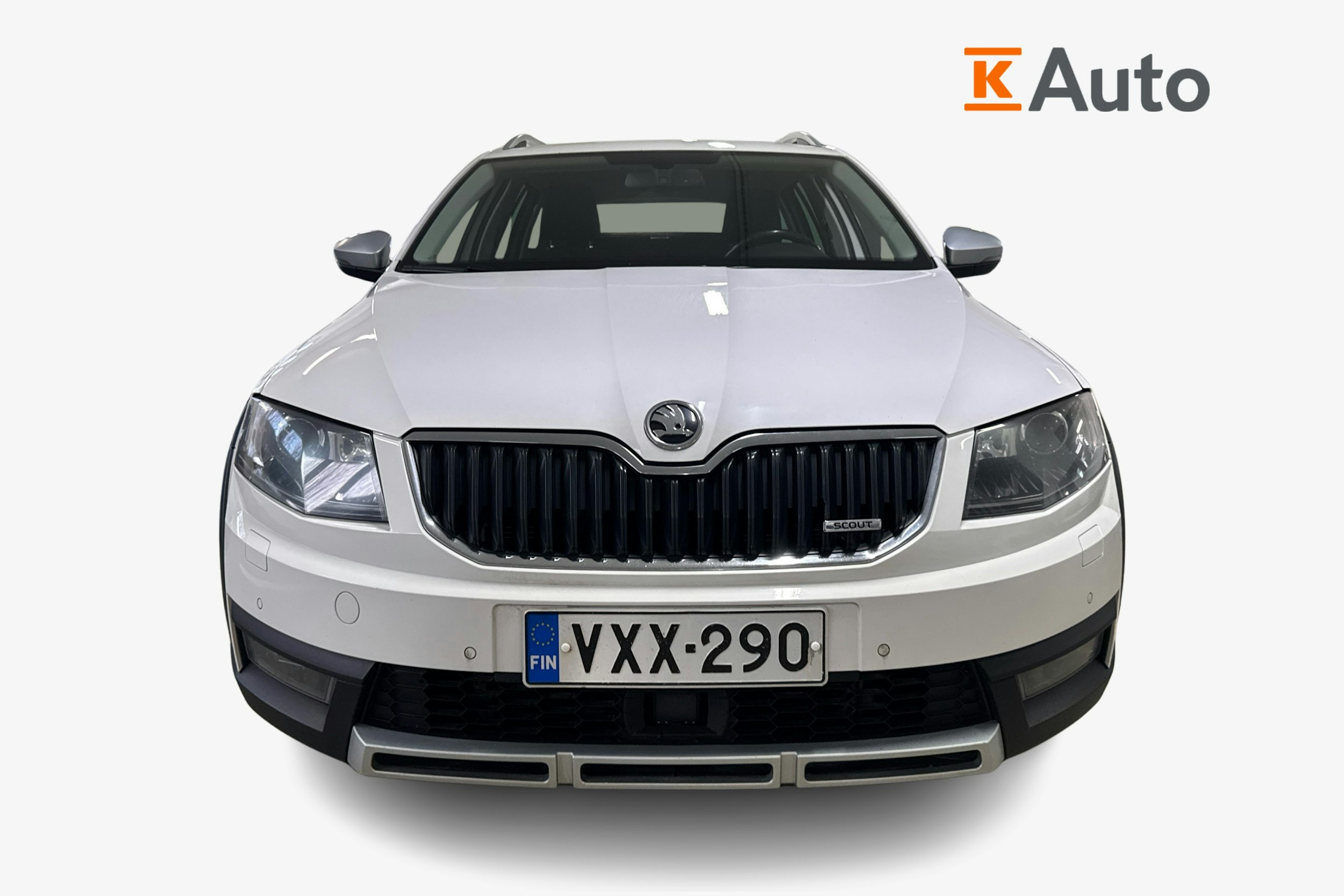 valkoinen Skoda Octavia 2016 kuva 4.