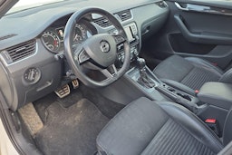 valkoinen Skoda Octavia 2016 kuva 3.