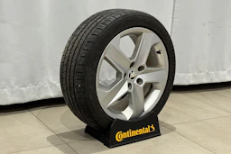 valkoinen Skoda Octavia 2017 kuva 11.