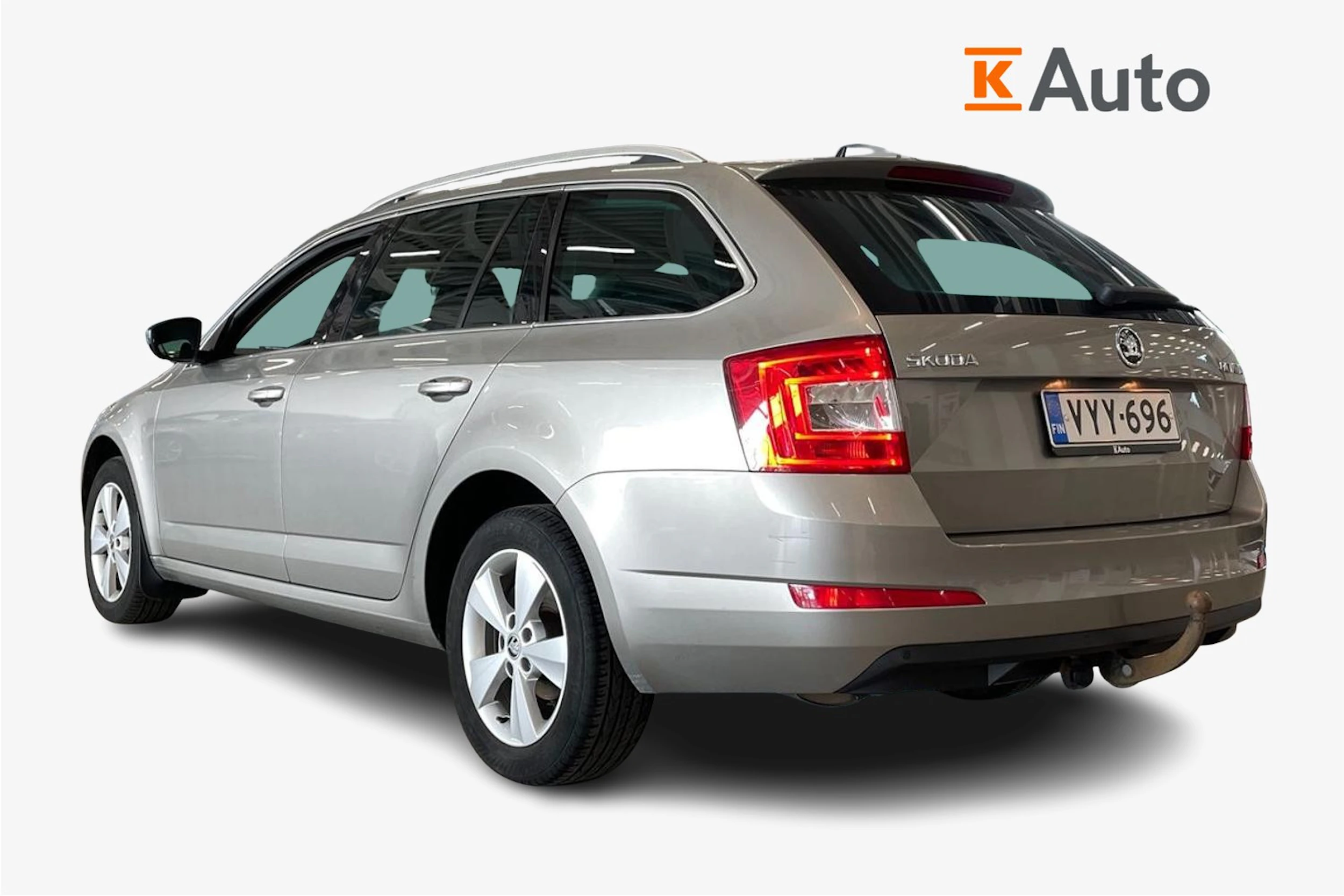 ruskea (beige) Skoda Octavia 2016 kuva 2.