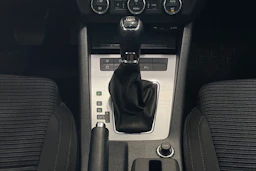 ruskea (beige) Skoda Octavia 2016 kuva 24.