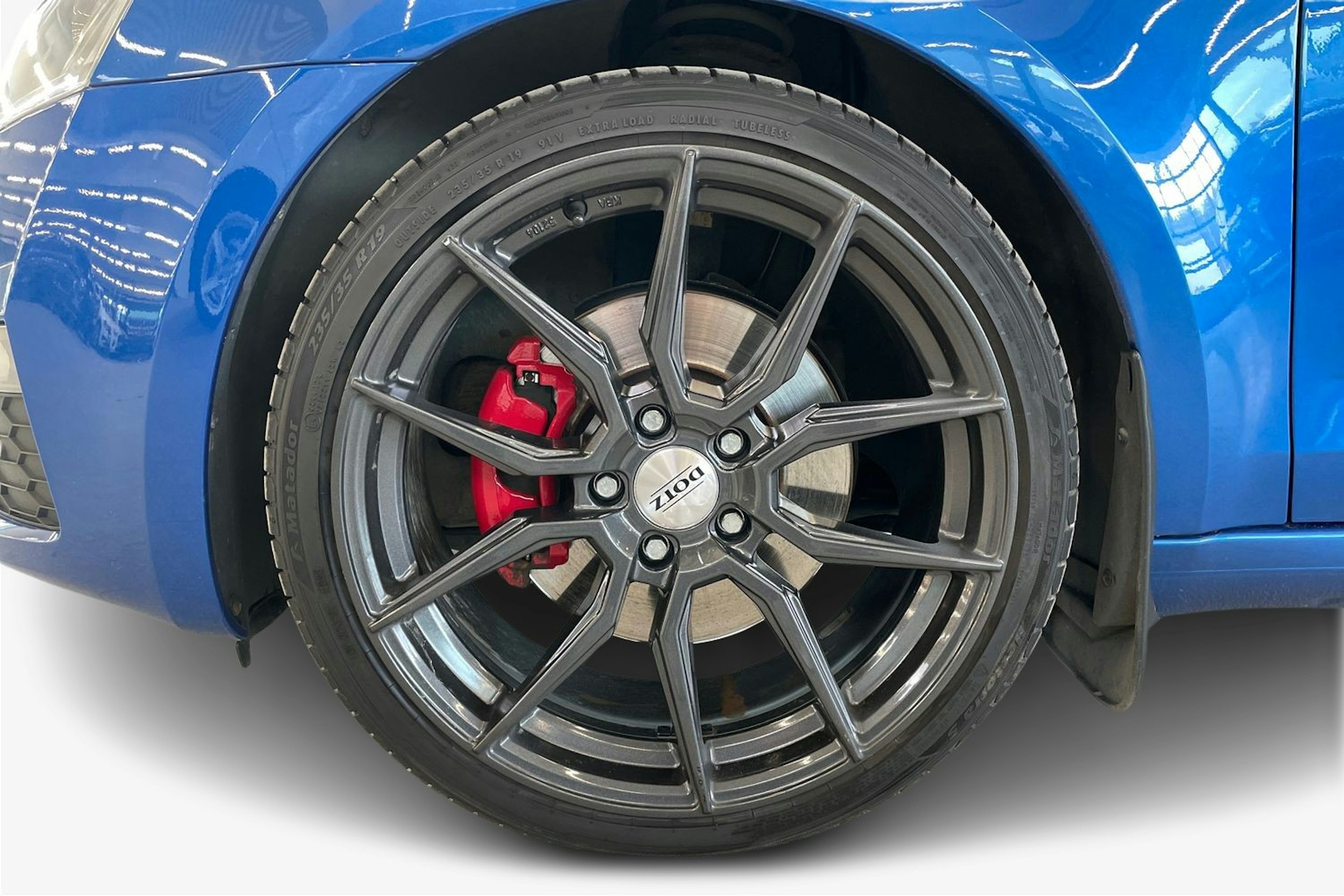 sininen Skoda Octavia 2016 kuva 11.