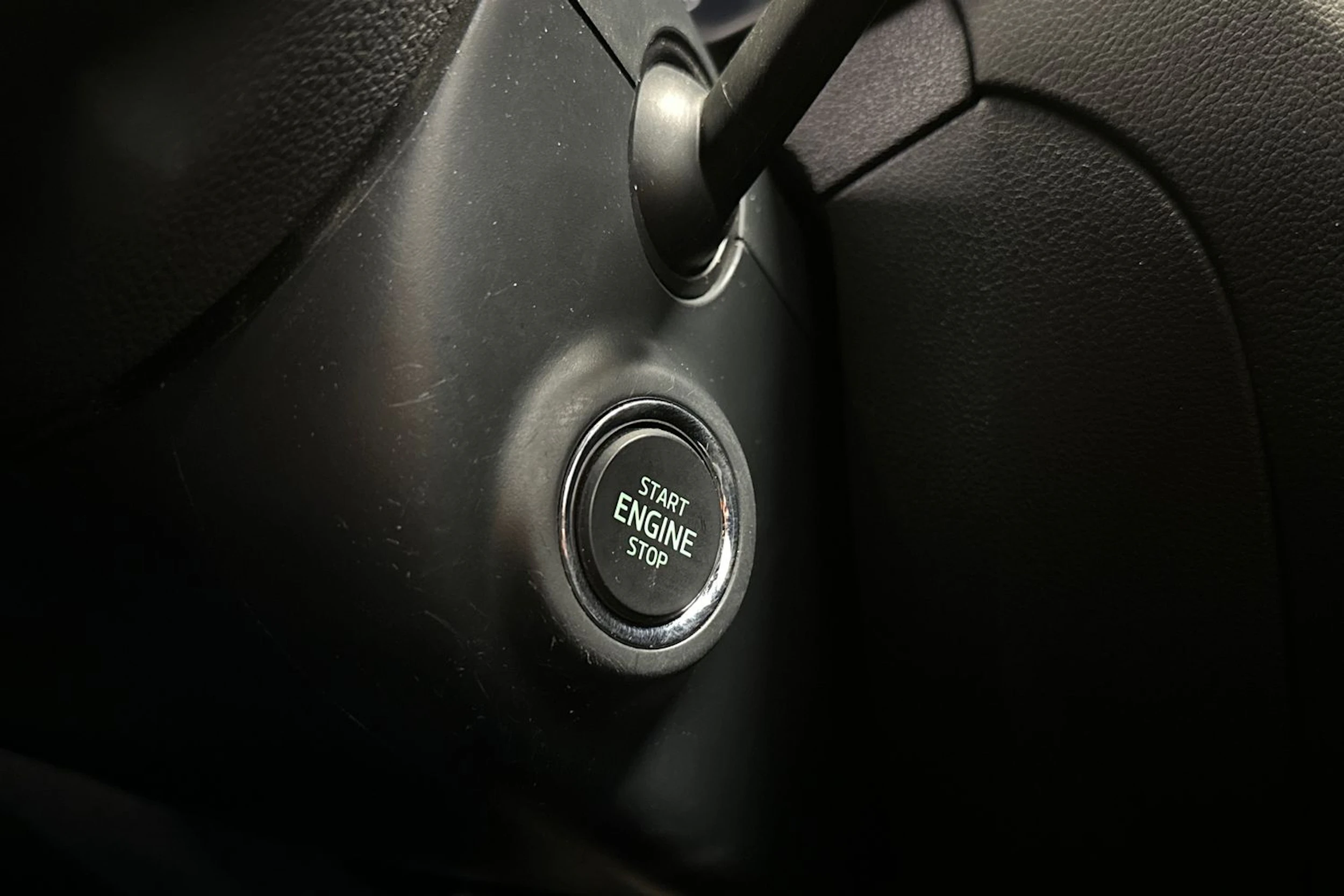 punainen Skoda Octavia 2016 kuva 27.