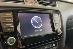 musta Skoda Octavia 2016 kuva 17.