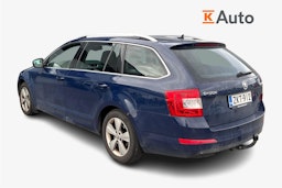 sininen Skoda Octavia 2016 kuva 2.