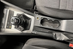sininen Skoda Octavia 2016 kuva 21.