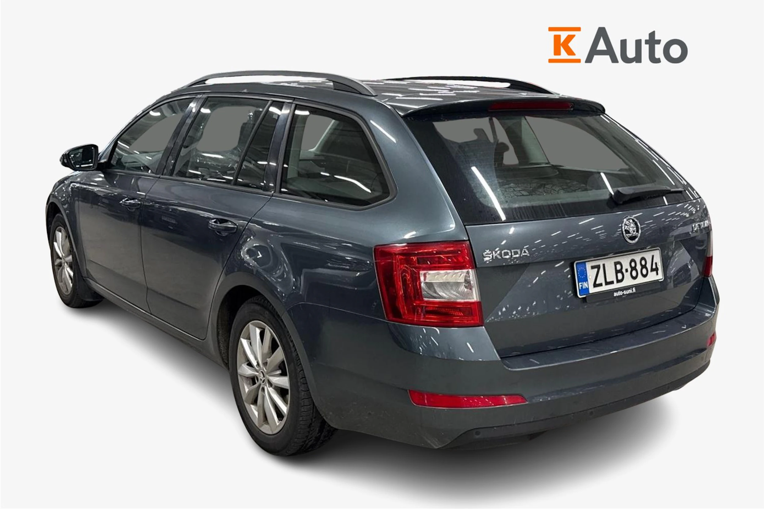 harmaa Skoda Octavia 2016 kuva 2.