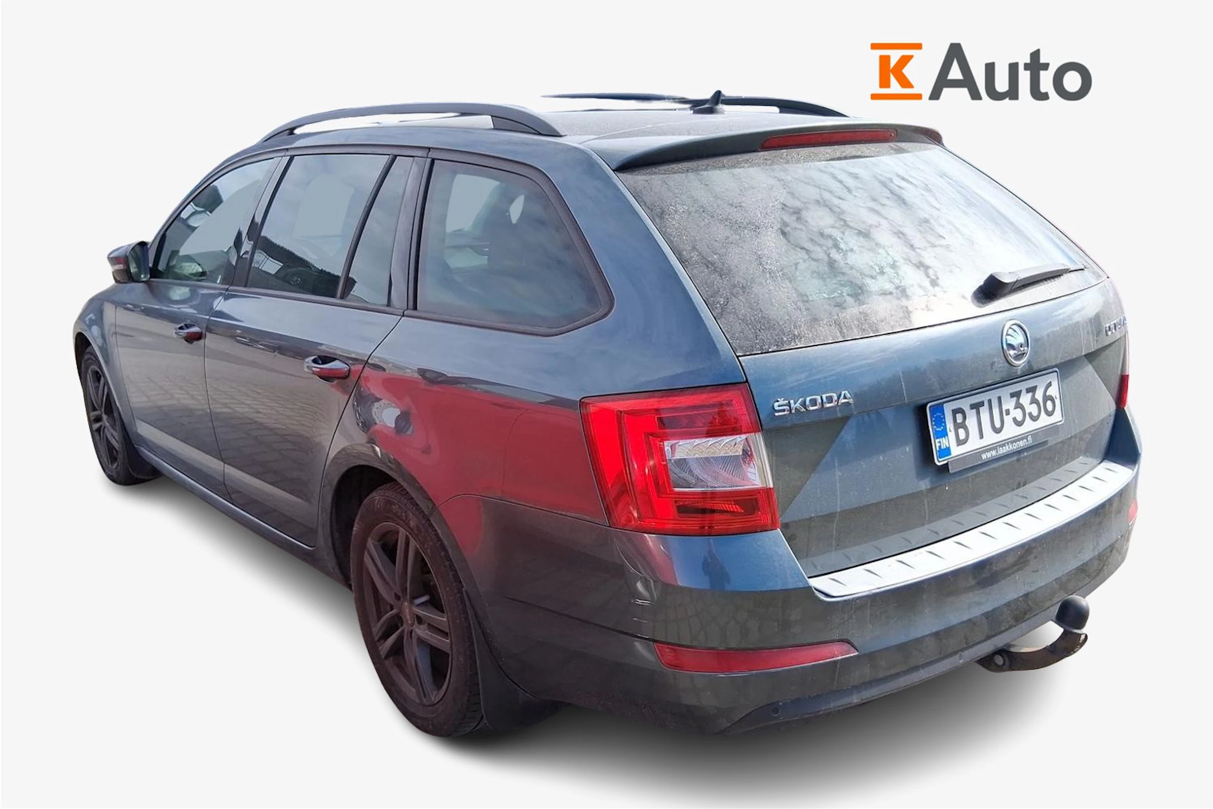 harmaa Skoda Octavia 2017 kuva 2.