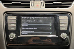 harmaa Skoda Octavia 2017 kuva 22.