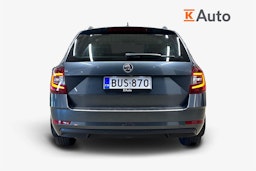 harmaa Skoda Octavia 2017 kuva 3.