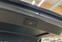 harmaa Skoda Octavia 2017 kuva 34.