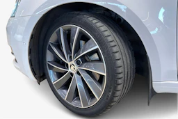 valkoinen Skoda Octavia 2017 kuva 9.