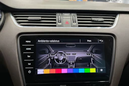 valkoinen Skoda Octavia 2017 kuva 20.