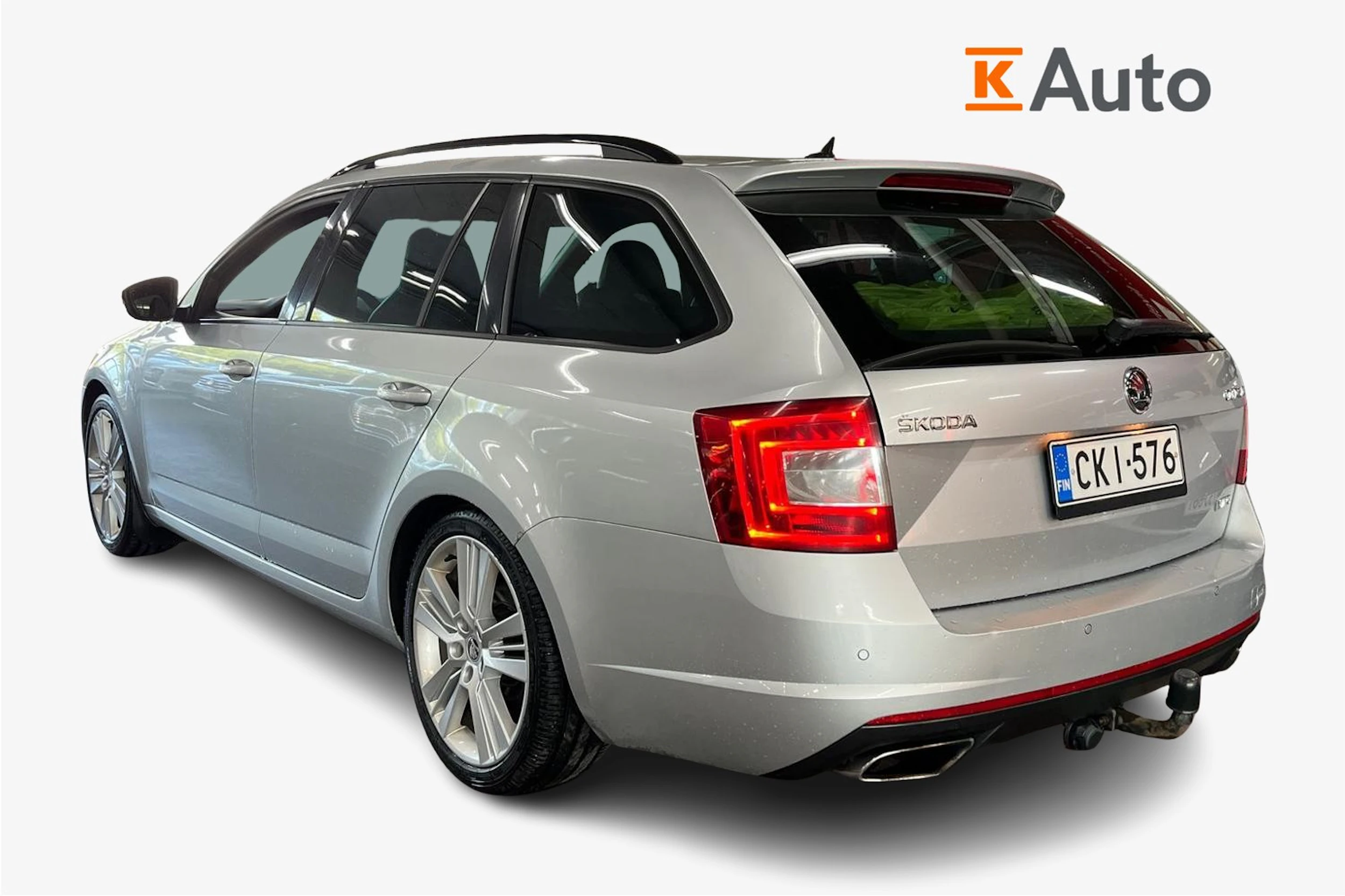 Harmaa Skoda OCTAVIA 2017 kuva 2.