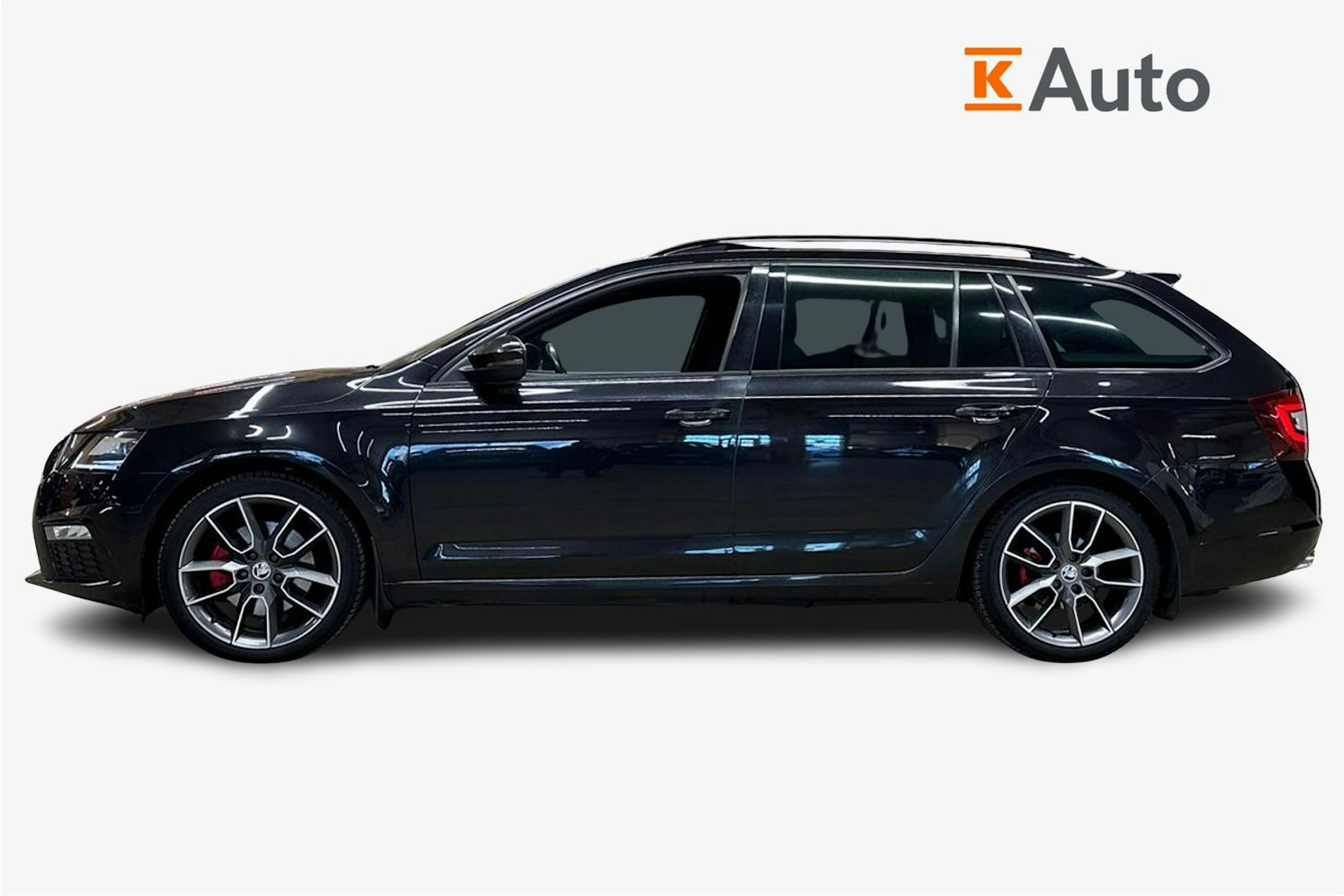 musta Skoda Octavia 2018 kuva 6.