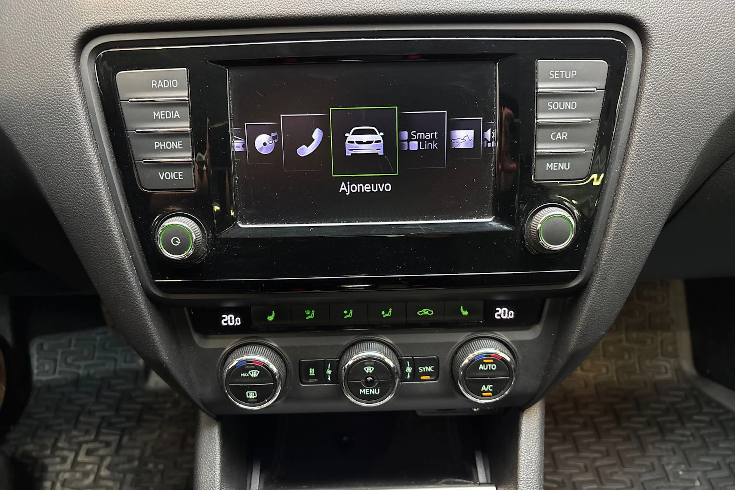 sininen Skoda Octavia 2017 kuva 17.