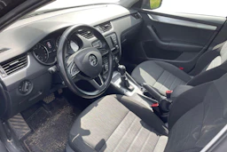 ruskea (beige) Skoda Octavia 2017 kuva 3.