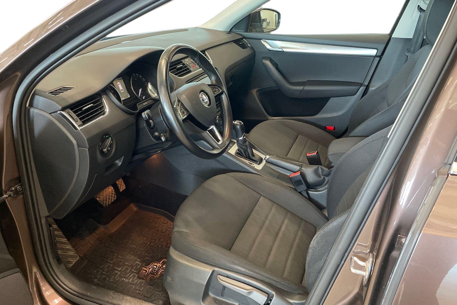 Skoda Octavia 2017, photo 6/33