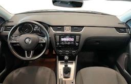 ruskea (beige) Skoda Octavia 2017 kuva 7.