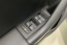 ruskea (beige) Skoda Octavia 2017 kuva 30.
