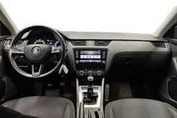 ruskea (beige) Skoda Octavia 2018 kuva 9.