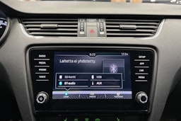 ruskea (beige) Skoda Octavia 2018 kuva 17.