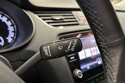 ruskea (beige) Skoda Octavia 2018 kuva 22.